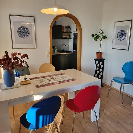 Apartamento Birds Eye Mountain View At Balcony, Parking Free, New Kitchen, Renovated Bathroom *